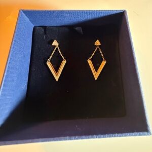 NEW Swarovski Rose Gold-Tone Crystal Pavé Delta Pierced Earrings | 5149460